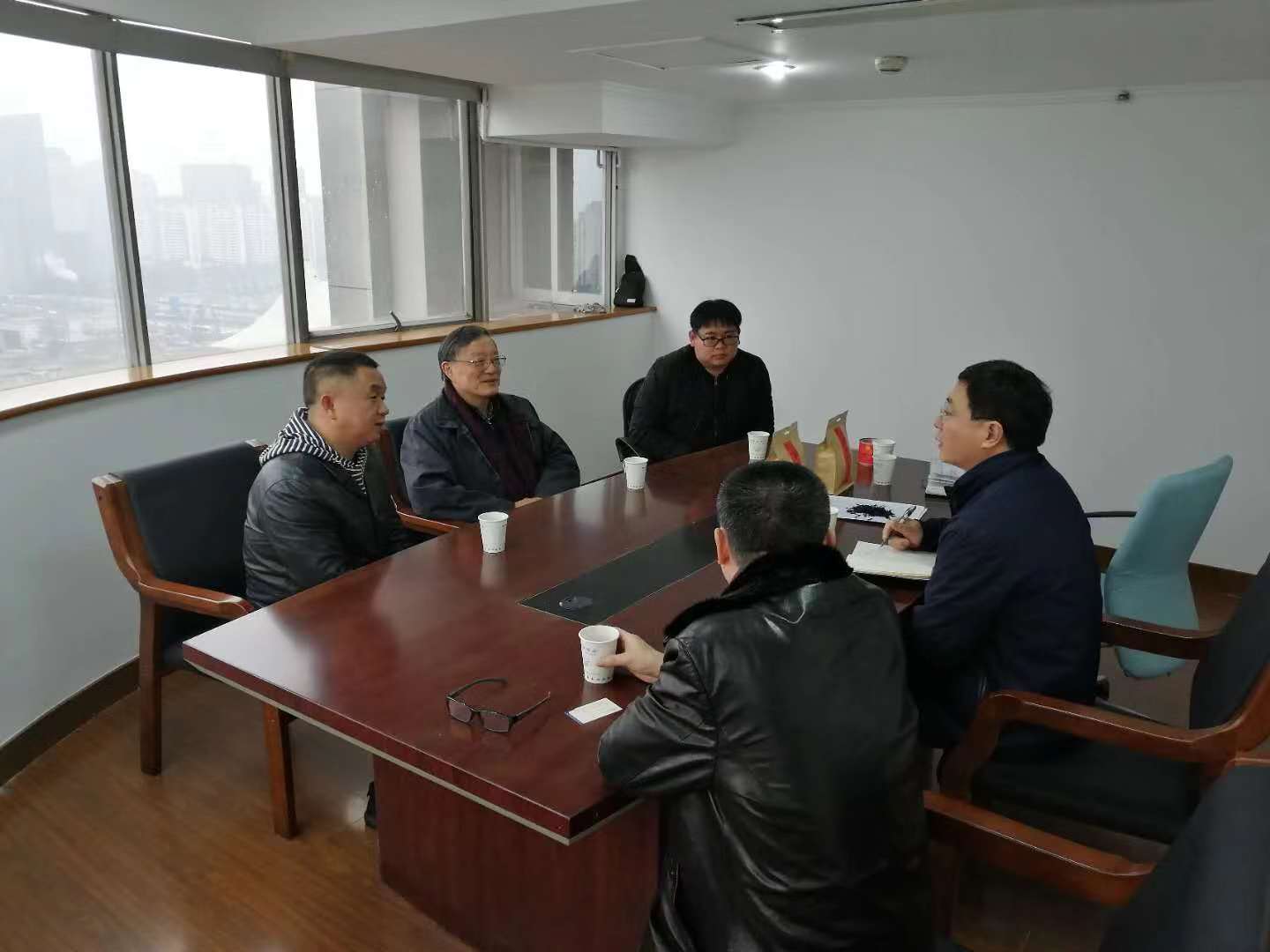 米兰在线官网-米兰(中国)与遂昌县茶企交流座谈