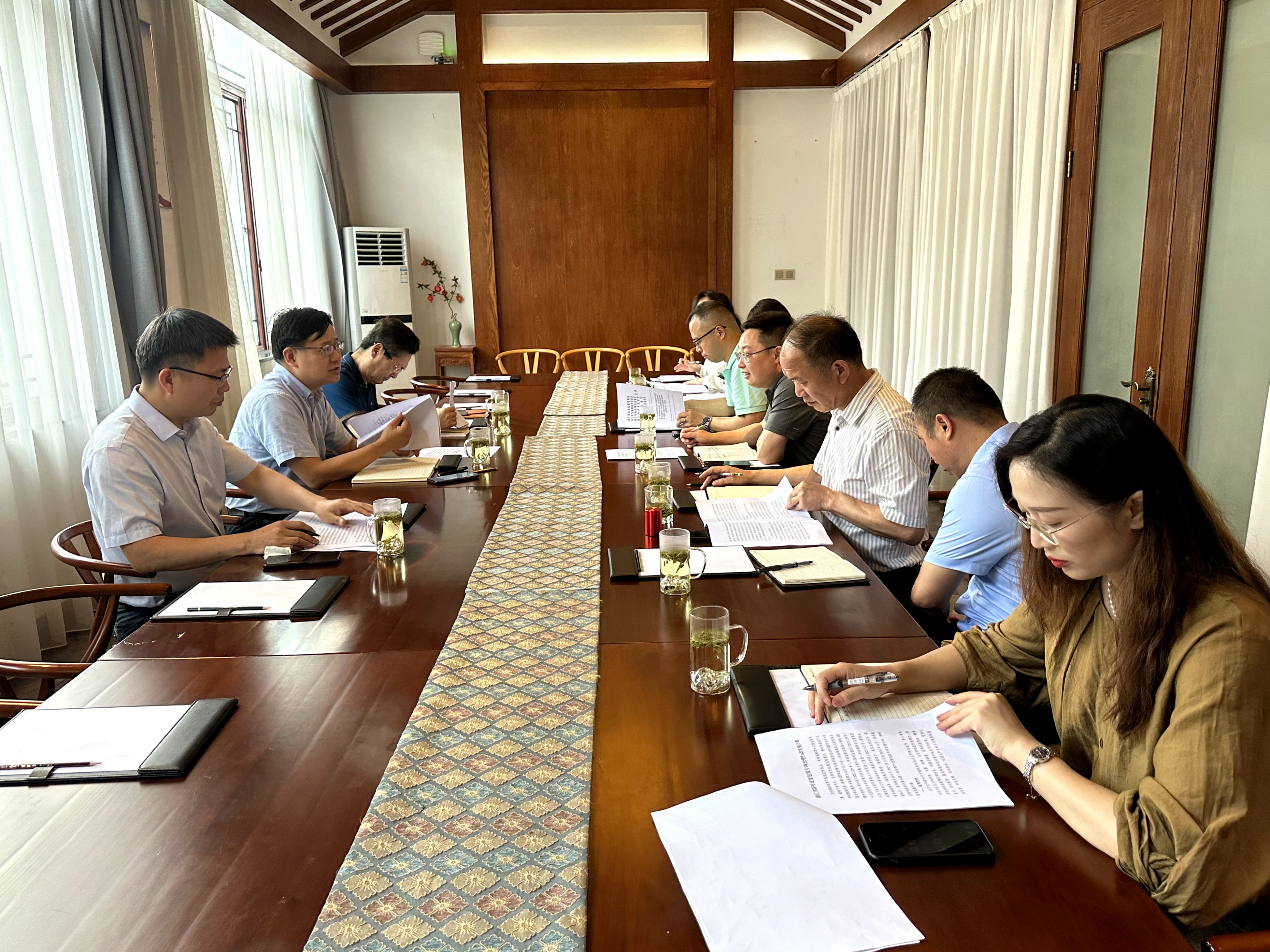 省供销社理事会副主任沈省文赴米兰在线官网-米兰(中国)开展茶叶过度包装专项治理调研