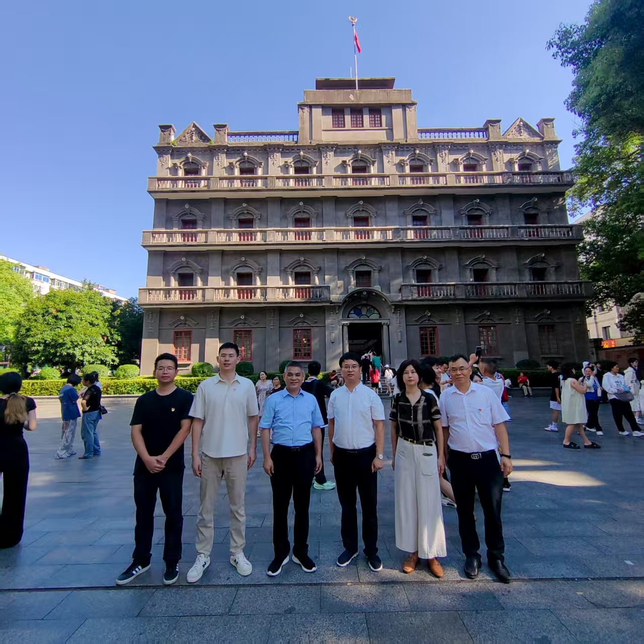 米兰在线官网-米兰(中国)第一党支部赴江西南昌开展“追寻红色起点 淬炼初心使命”主题党日活动
